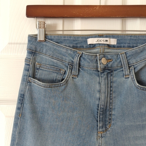 Joe's Jeans Classic Light Wash High Waisted Cropped Raw Hem Boot Cut Jeans 27 - Picture 12 of 15